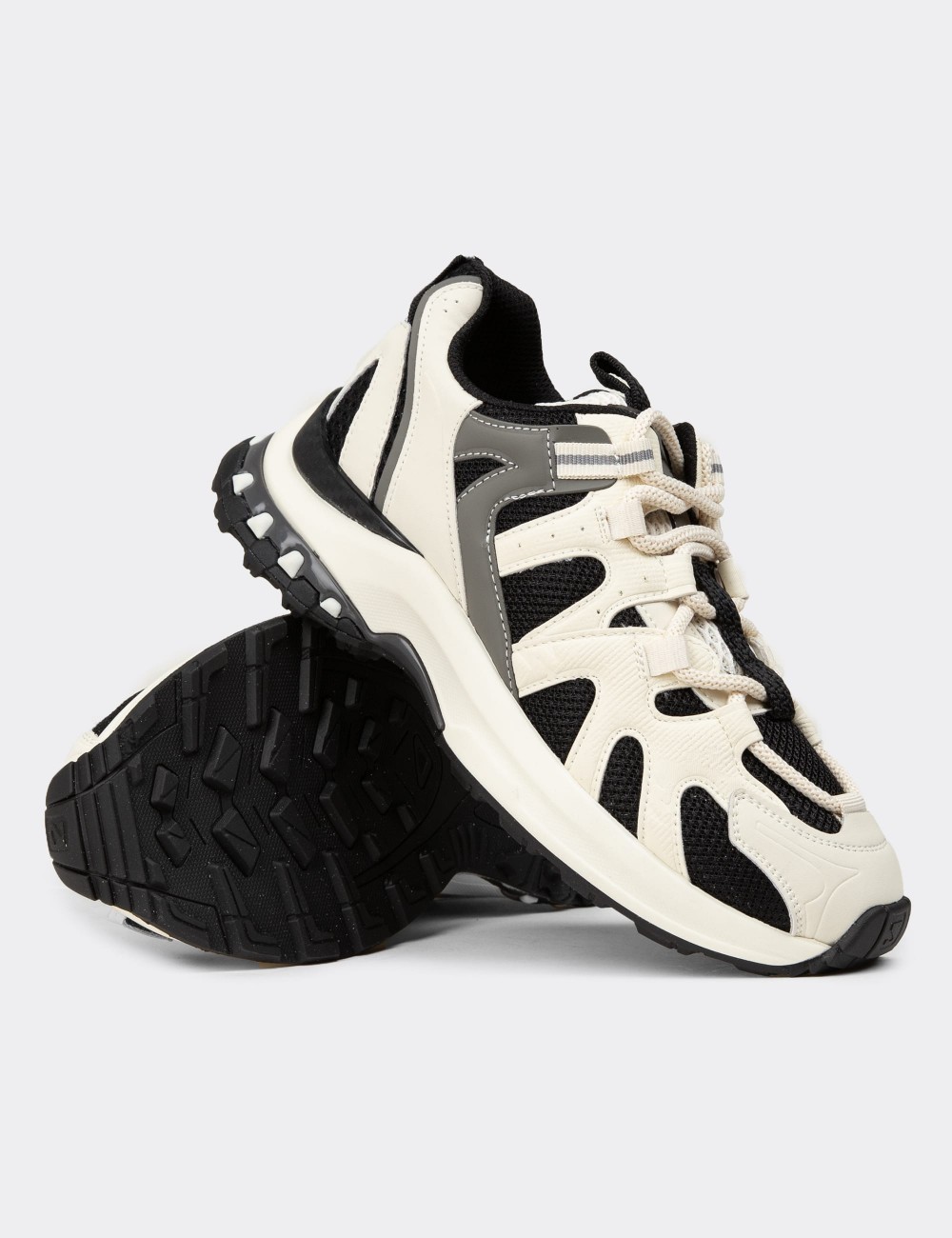 Women's Black Sneakers - 25317ZSYHC01