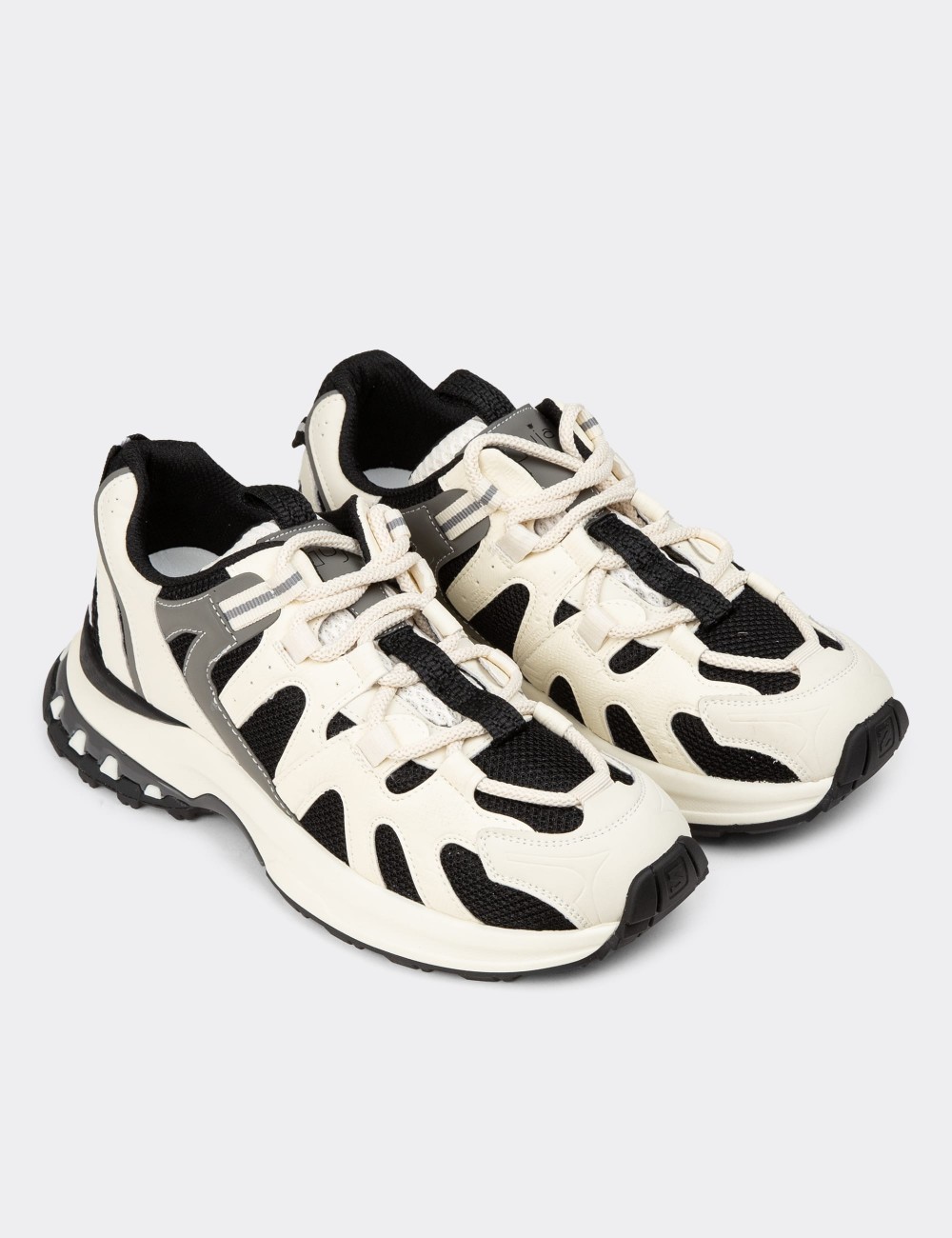 Women's Black Sneakers - 25317ZSYHC01
