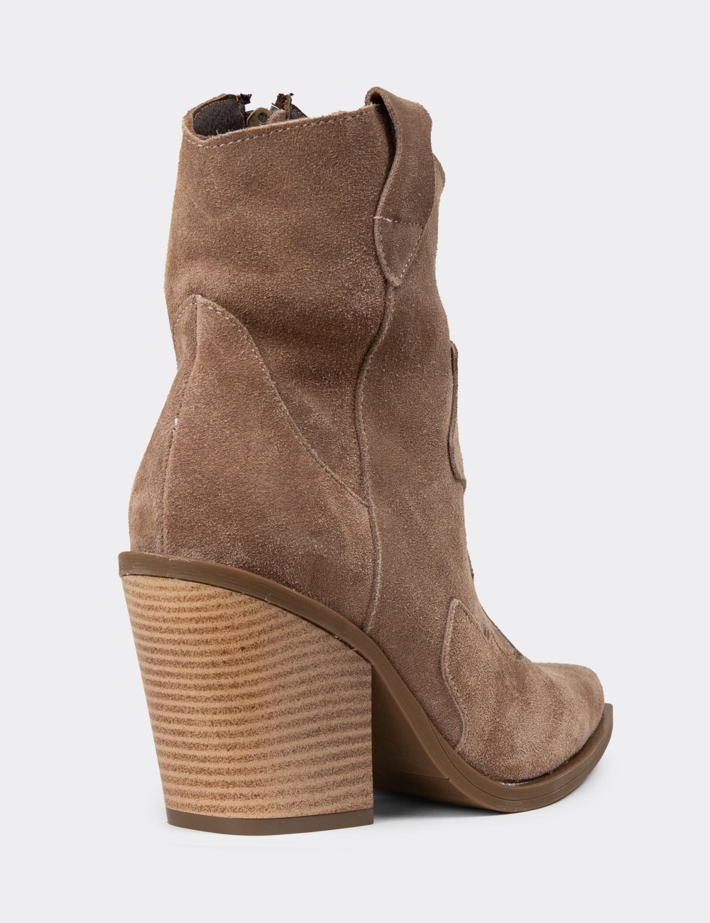 Women's Sandstone Suede Leather Western Boots - Z1611ZVZNC01
