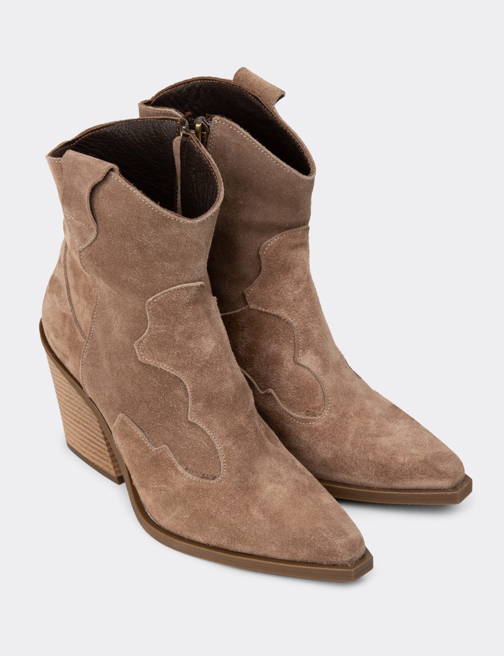 Women's Sandstone Suede Leather Western Boots - Z1611ZVZNC01