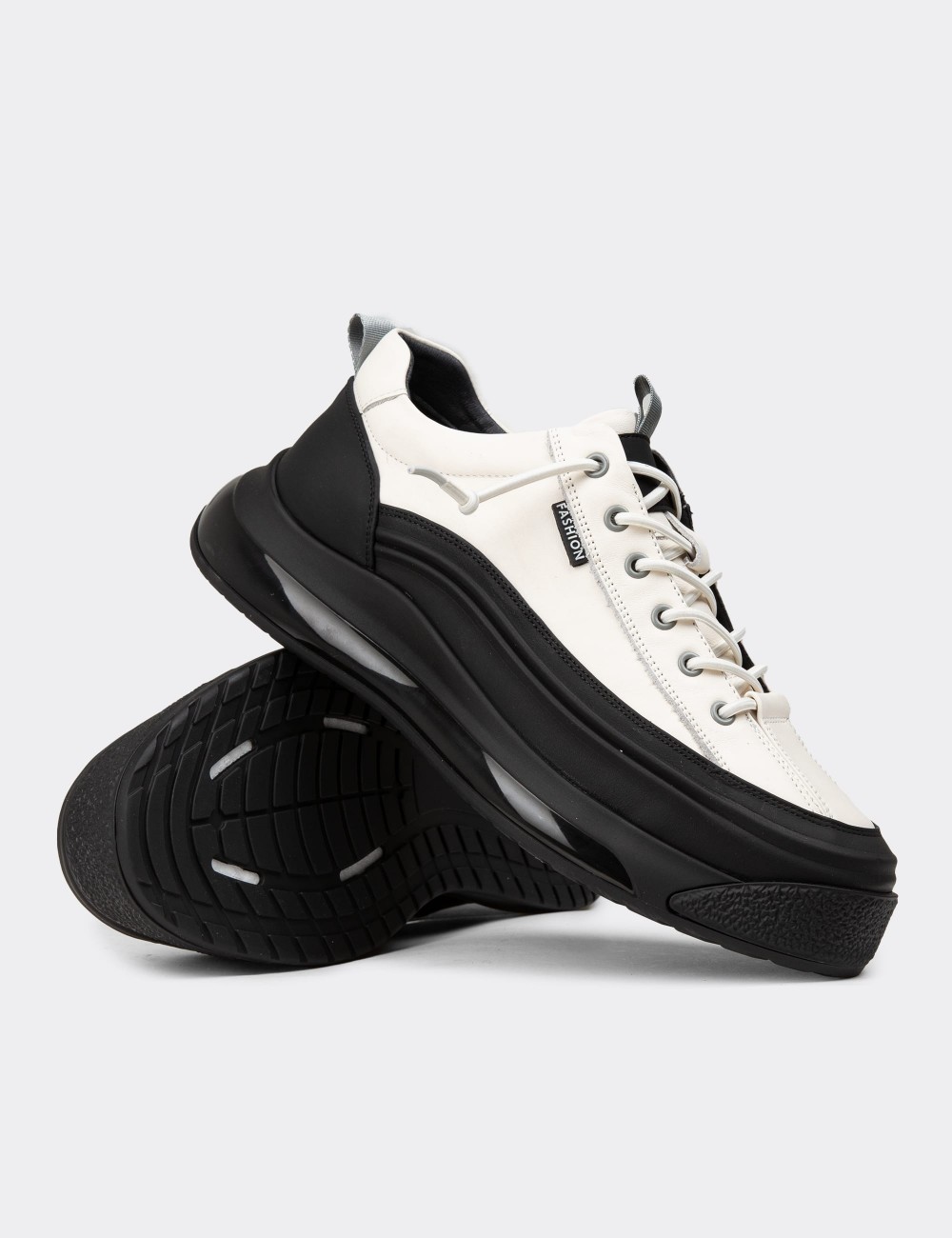 Men's White Leather Sneakers - 25500MBYZC01