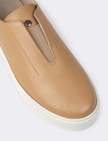 Women’s Beige Leather Sneakers