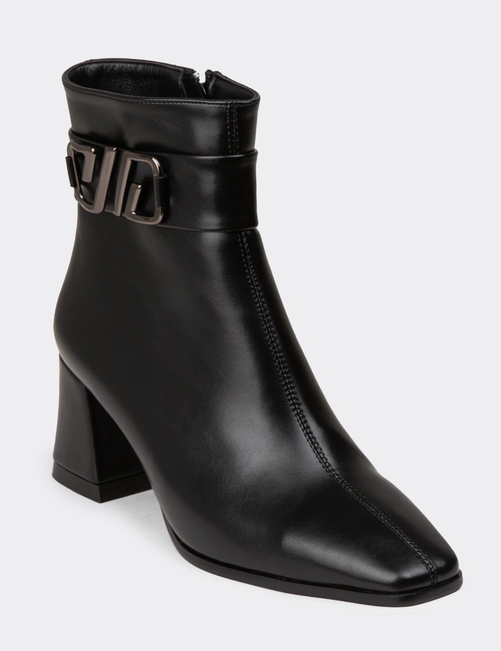 Women's Black Boots - K1413ZSYHC01 Women's Black Boots - K1413ZSYHC01