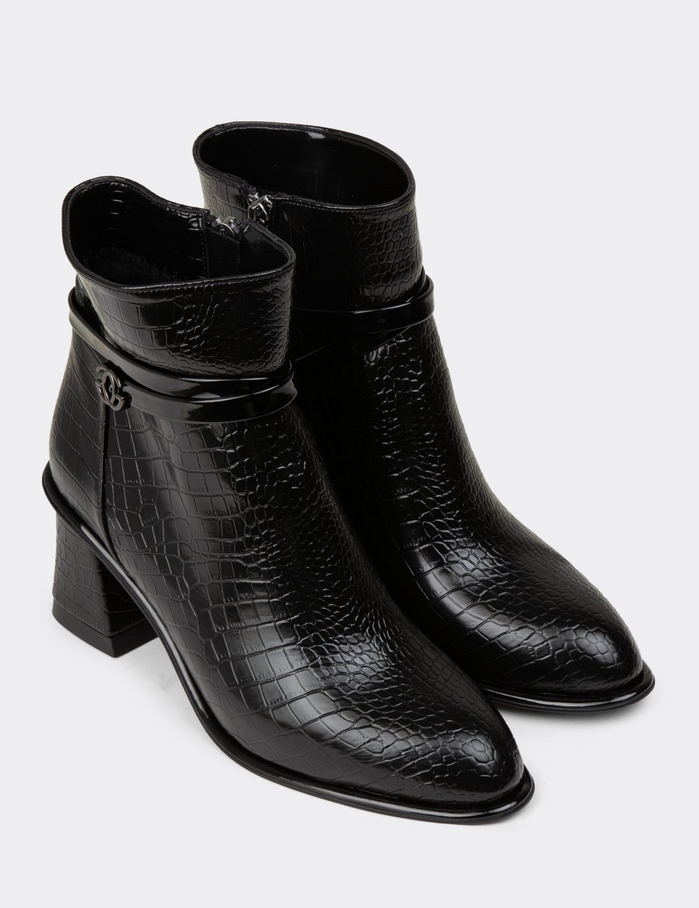 Women's Black Boots - K1324ZSYHC01