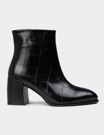 Women's Black Boots