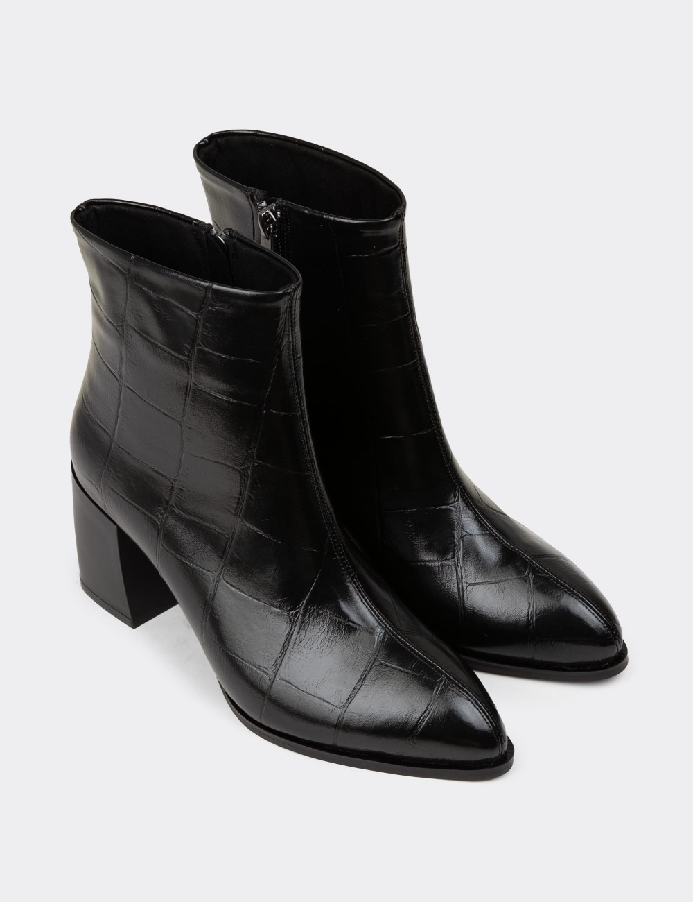 Women's Black Boots - K0945ZSYHC01