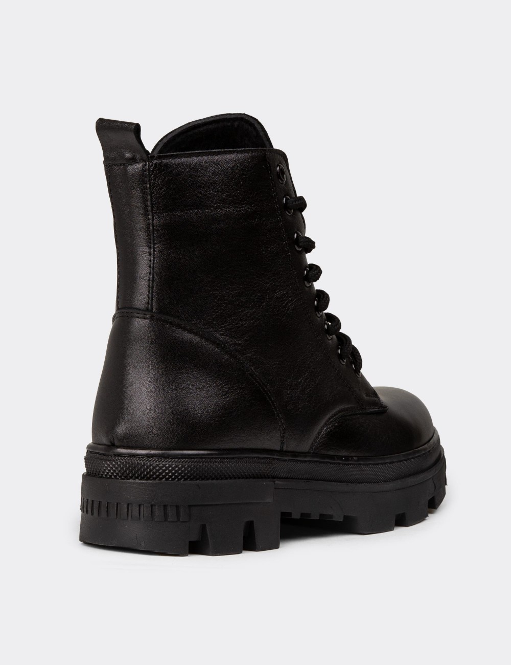 Women's Black Leather Postal Boots - SE490ZSYHE01