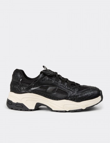 Women's Black Sneakers