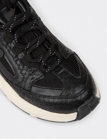 Women's Black Sneakers