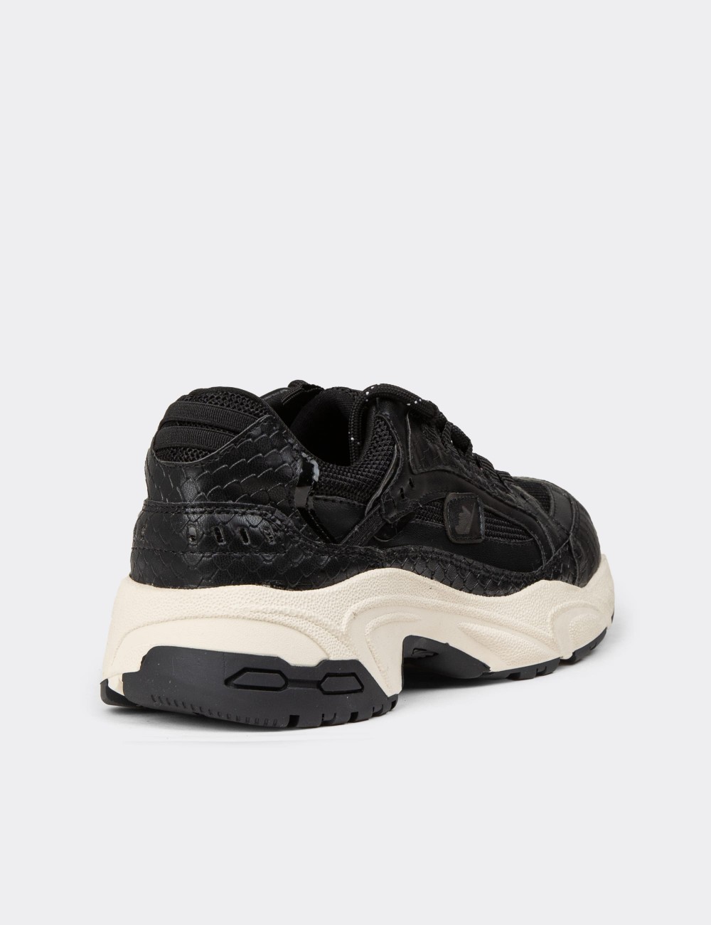 Women's Black Sneakers - 34142ZSYHC01
