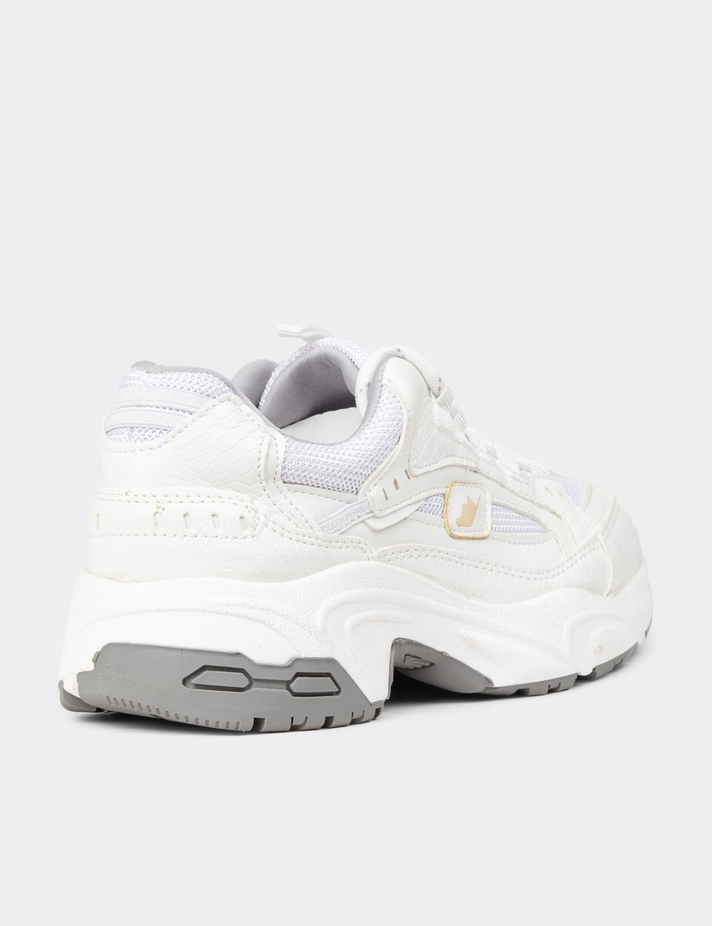 Women's White Athletic Shoes - 34142ZBYZC01