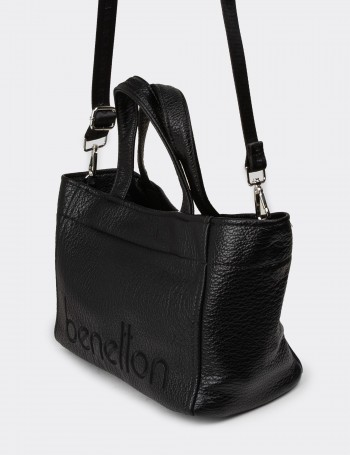 Black Shoulder Bag - B1635ZSYHY01