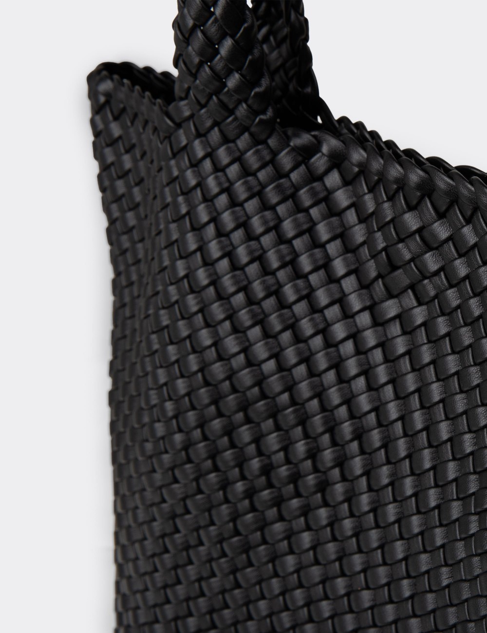 Black Shoulder Bag - K26989ZSYHY1