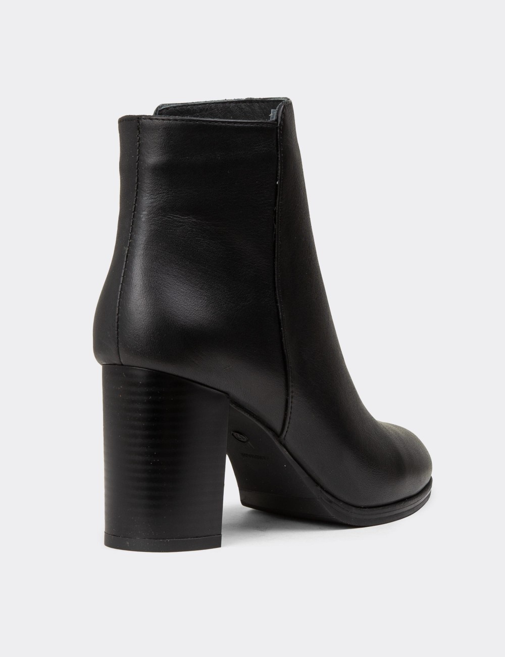 Women's Black Leather Ankle Boots - A2104ZSYHC01