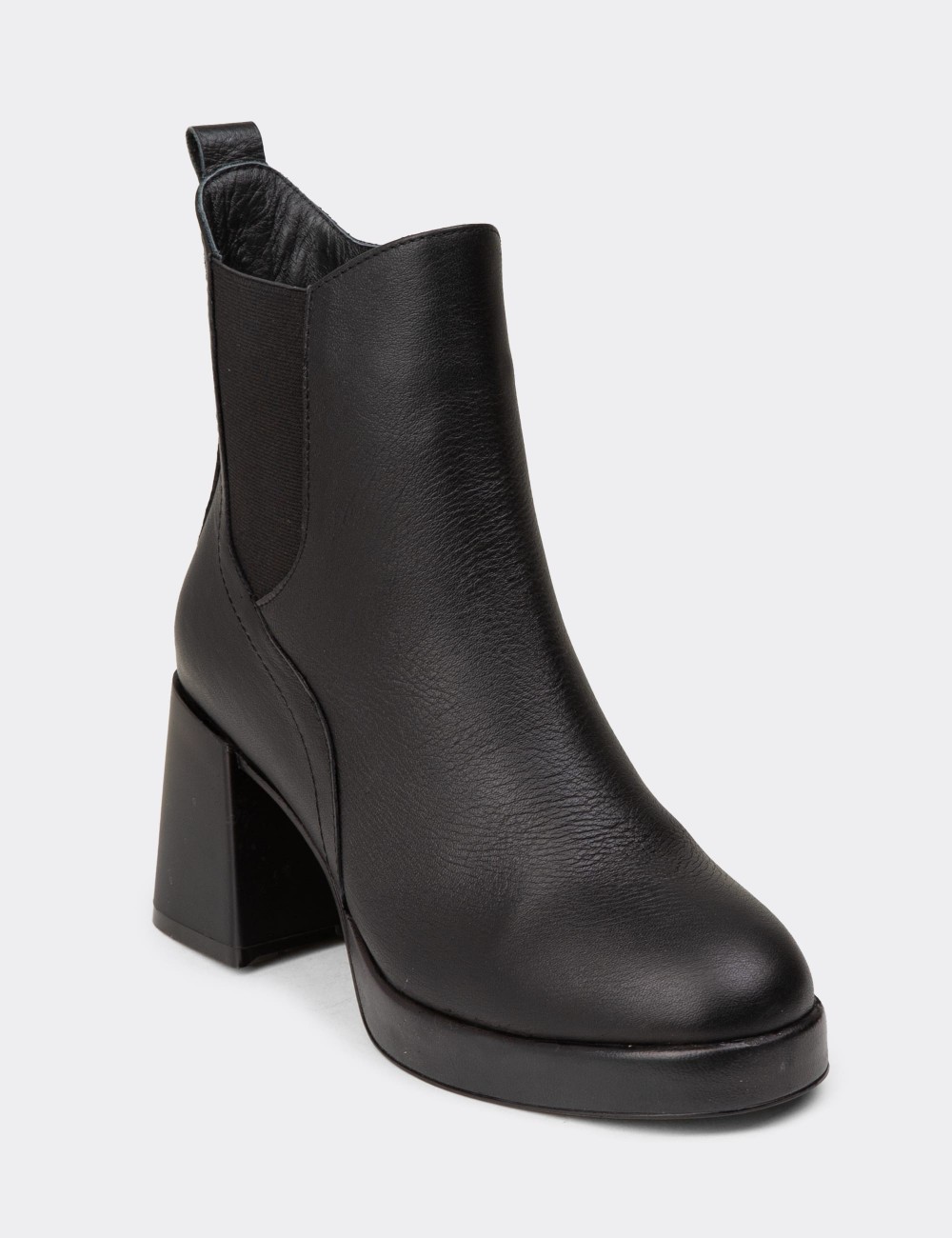 Women's Black Leather Ankle Boots - A2835ZSYHC01