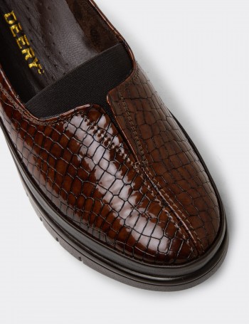 Women's Brown Leather Everyday Shoes