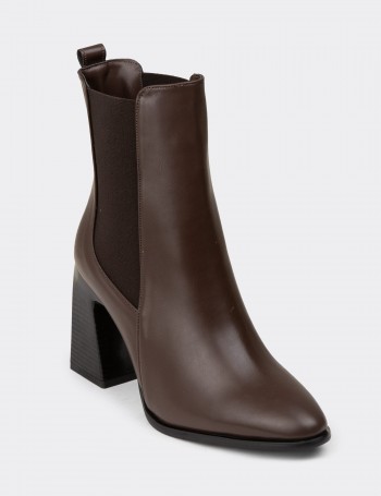 Women's Brown Chelsea Boots