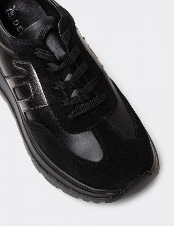 Women's Black Leather Sneakers