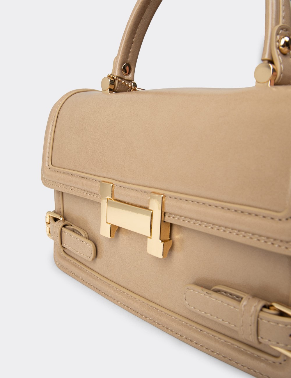 Beige Patent Shoulder Bag - K2696ZBEJY01