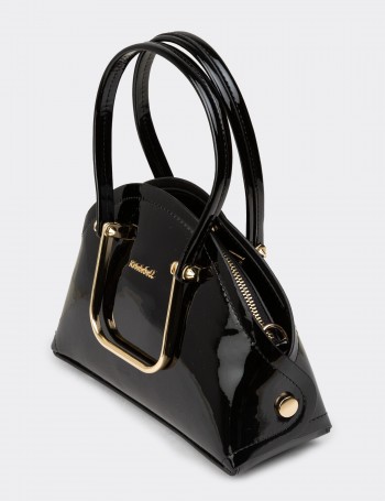 Black Patent Shoulder Bag - K7299ZSYHY02