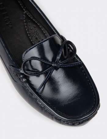 Women's Navy Glossy Leather Shoes