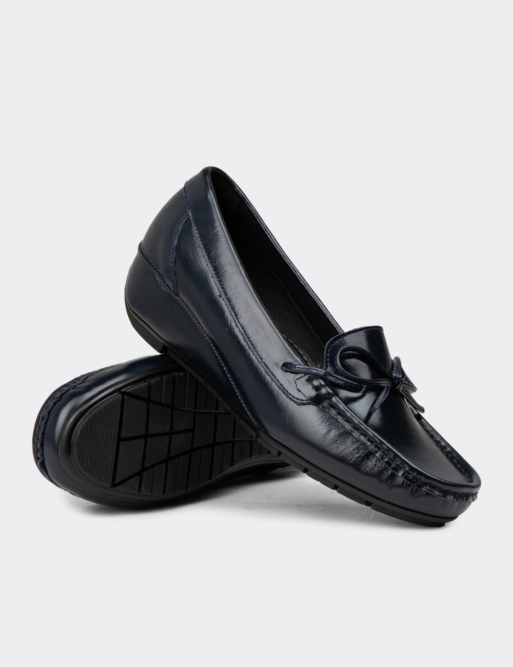 Women's Navy Glossy Leather Shoes - DL201ZLCVC01