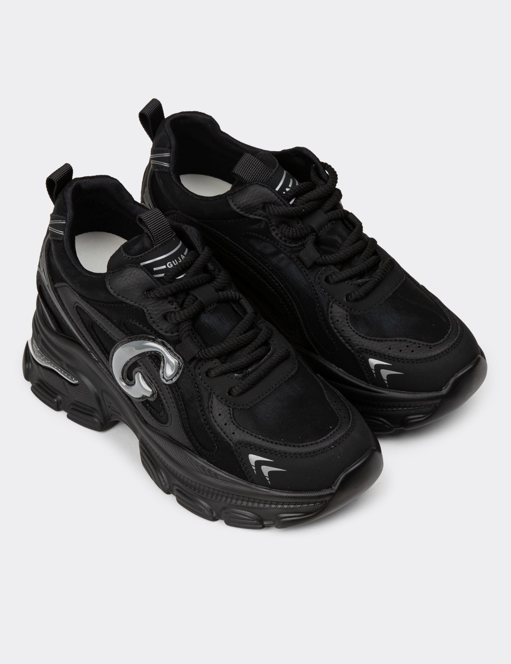 Women's Black Sneakers - 25450ZSYHC01