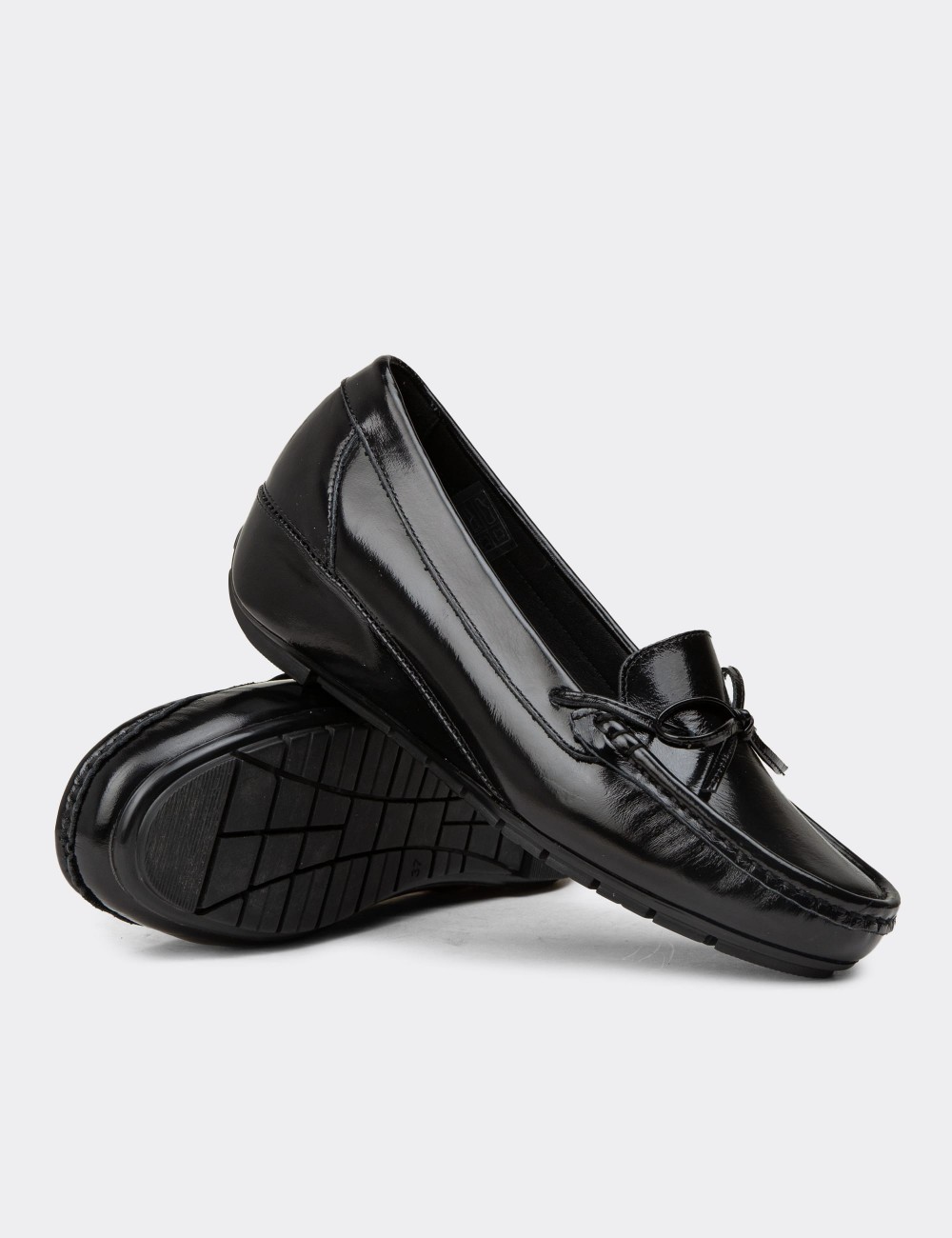 Women's Black Glossy Leather Shoes - DL201ZSYHC01