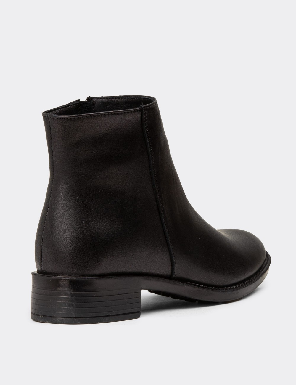 Women's Black Leather Boots - SE391ZSYHE01