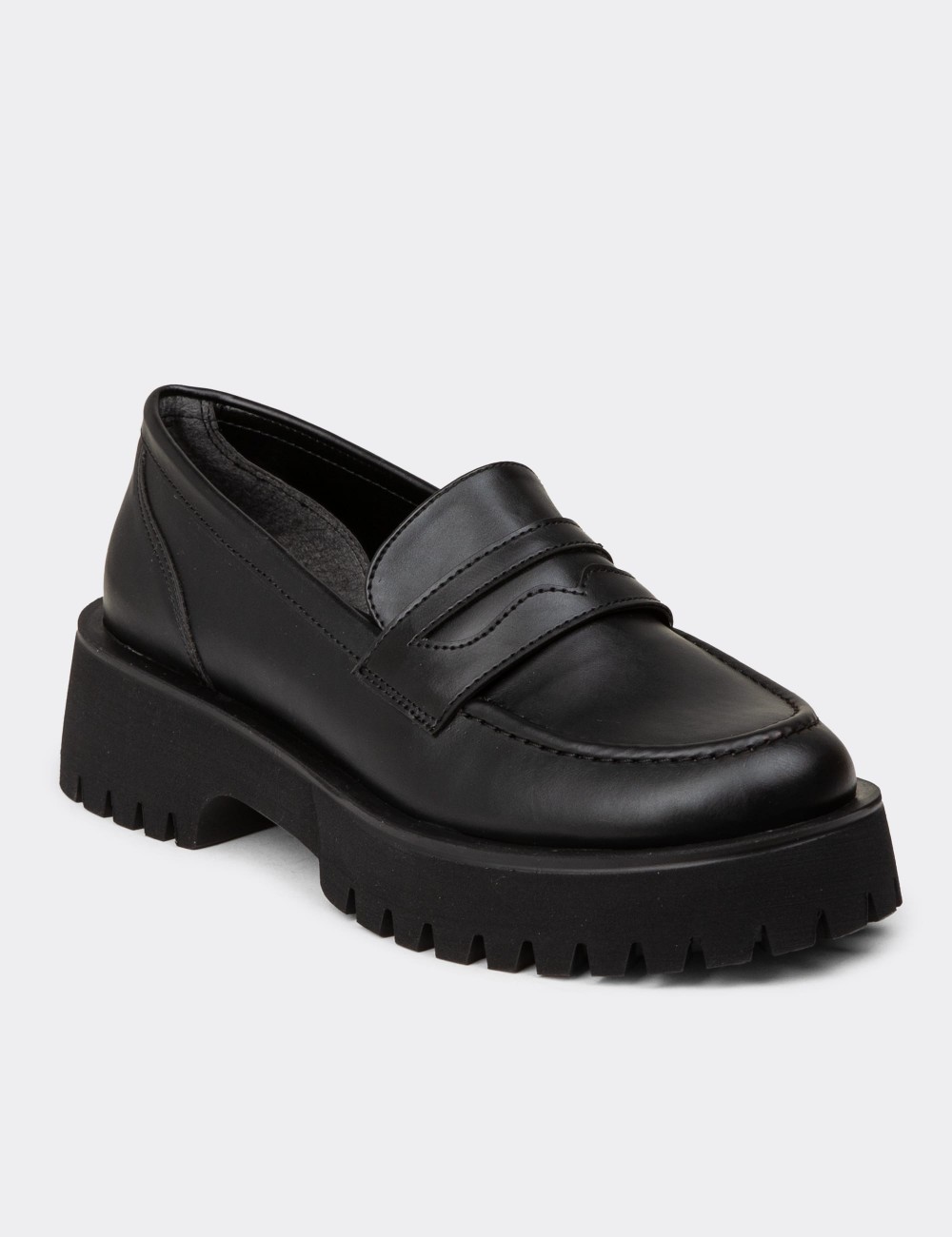 Women's Black Loafers - KP004ZSYHE01
