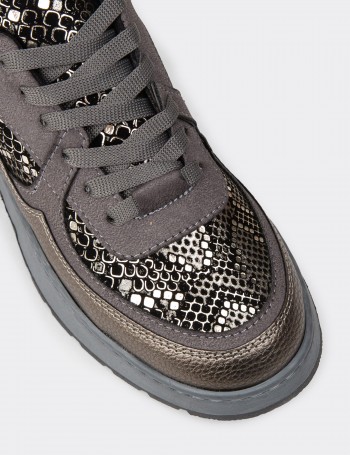 Women's Gray Sneakers