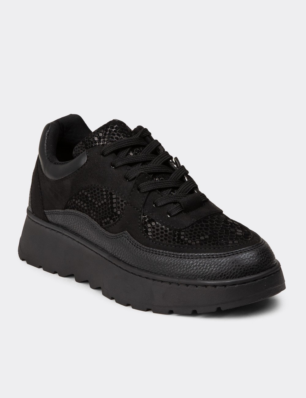 Women's Black Sneakers - K0203ZSYHE01