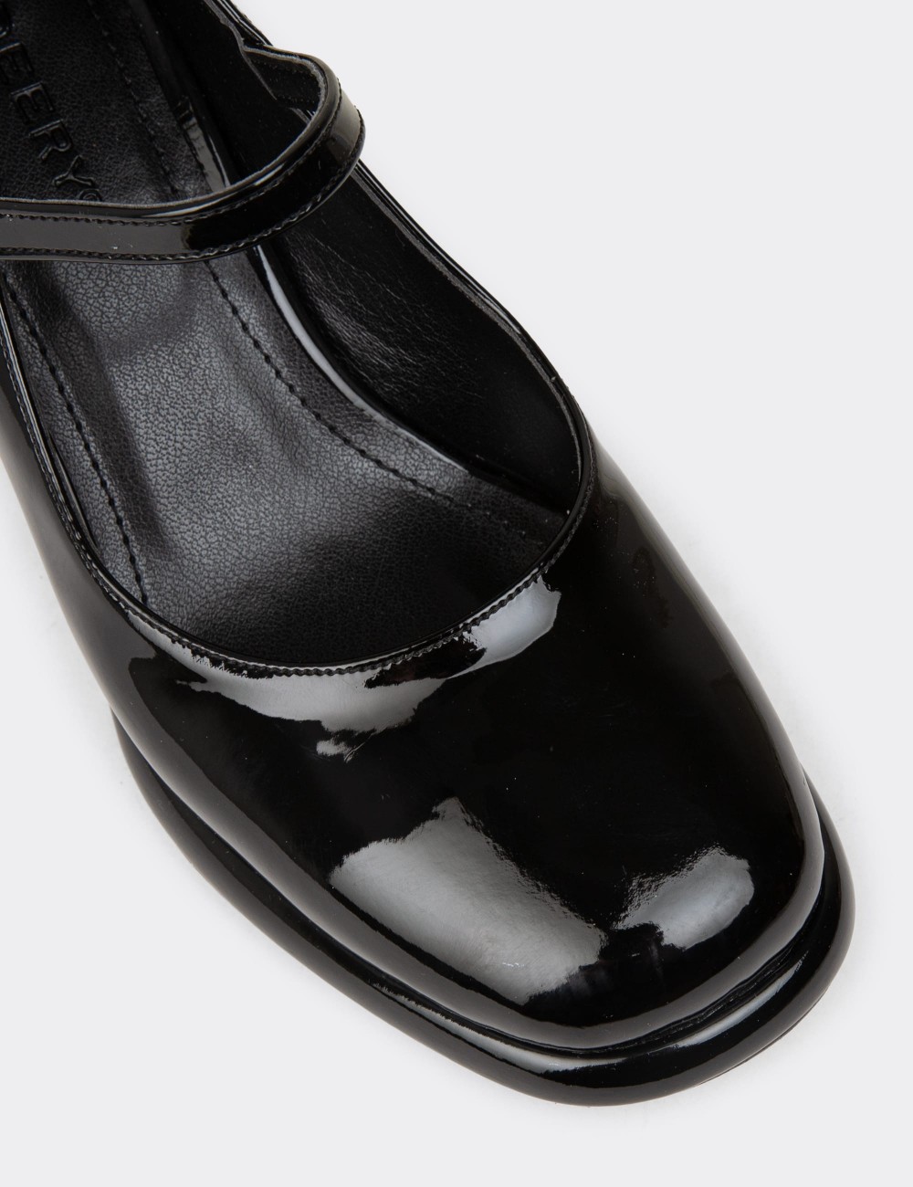 Female Black Patent Mary Jane Shoes - K0100ZSYHM01