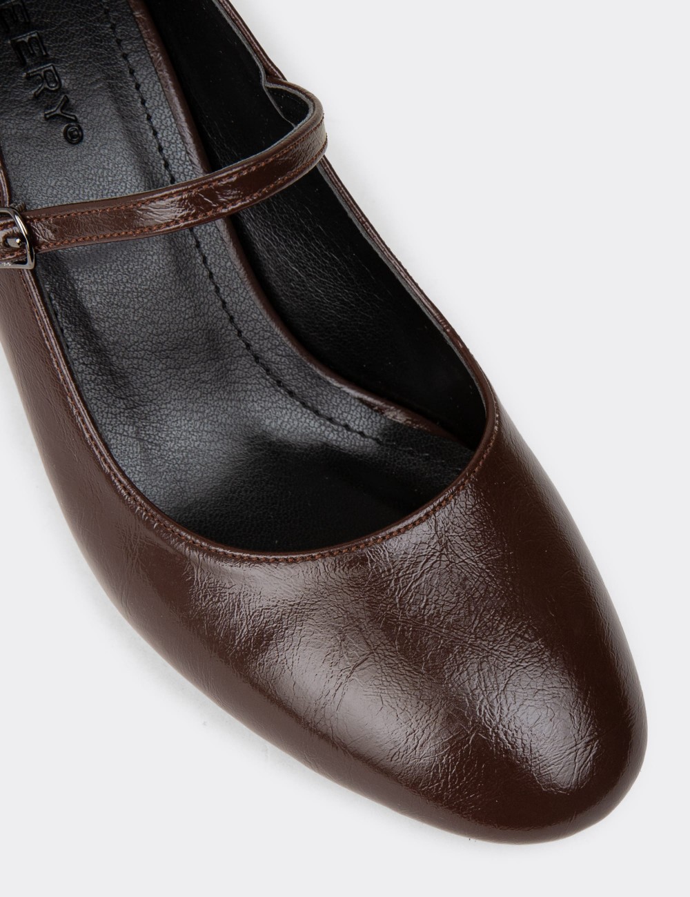 Women's Retro Brown Glossy Mary Jane Shoes - K7100ZKHVM01