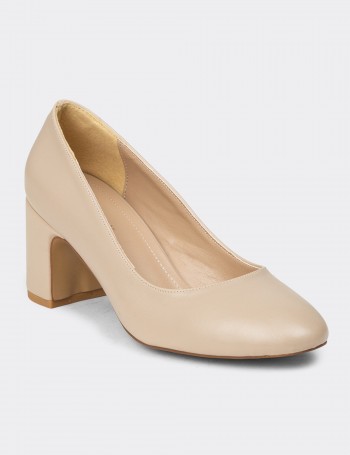 Women's Sandstone Pumps