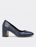 Women’s Navy Heels