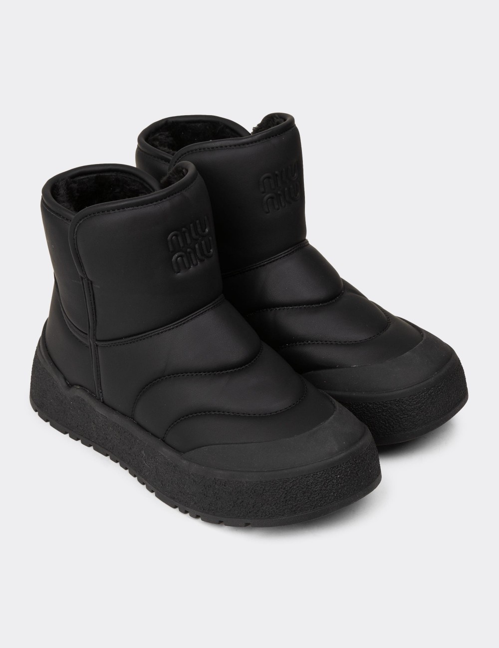 Women's Black Boots - E8052ZSYHC01