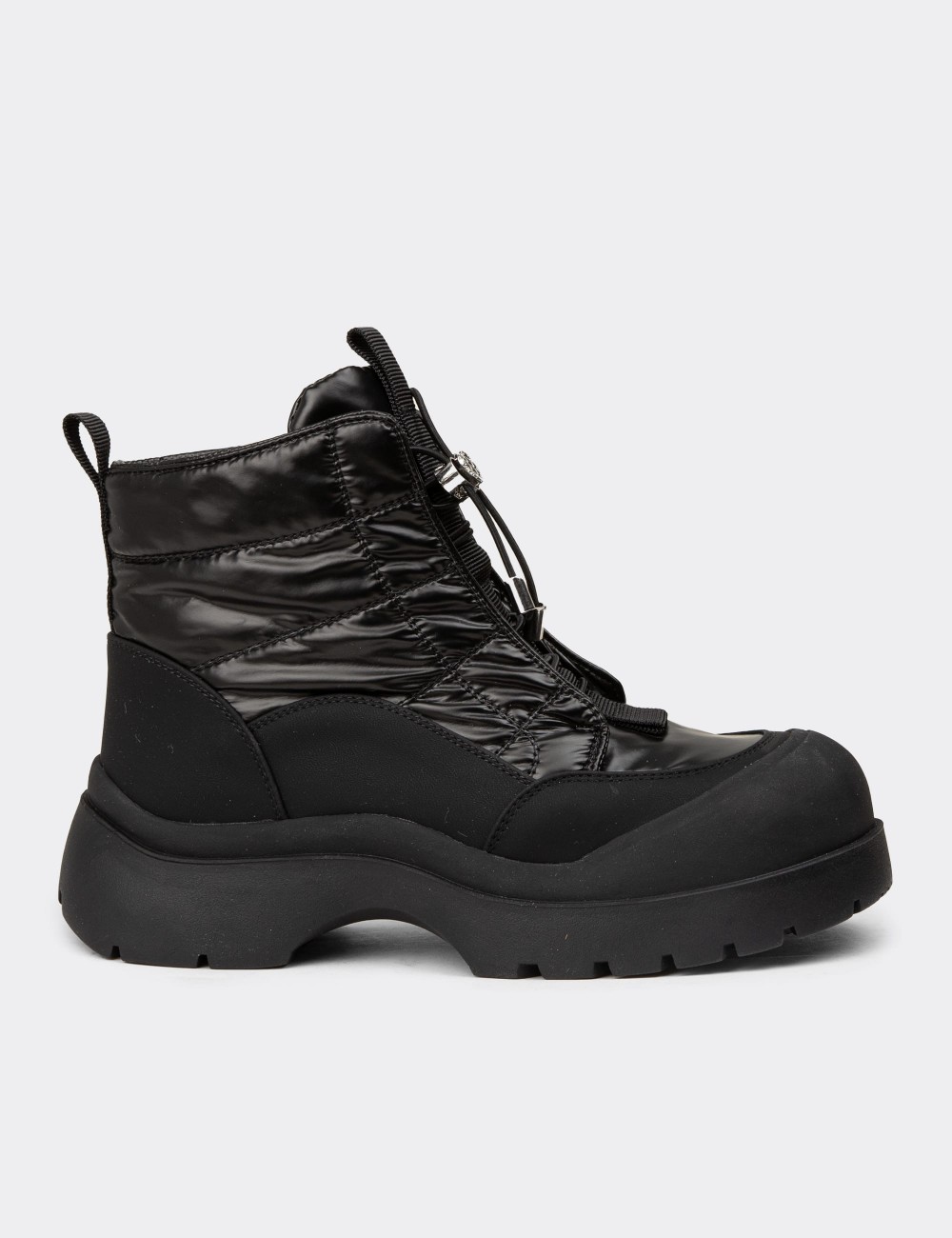 Women's Black Boots - E8051ZSYHC01