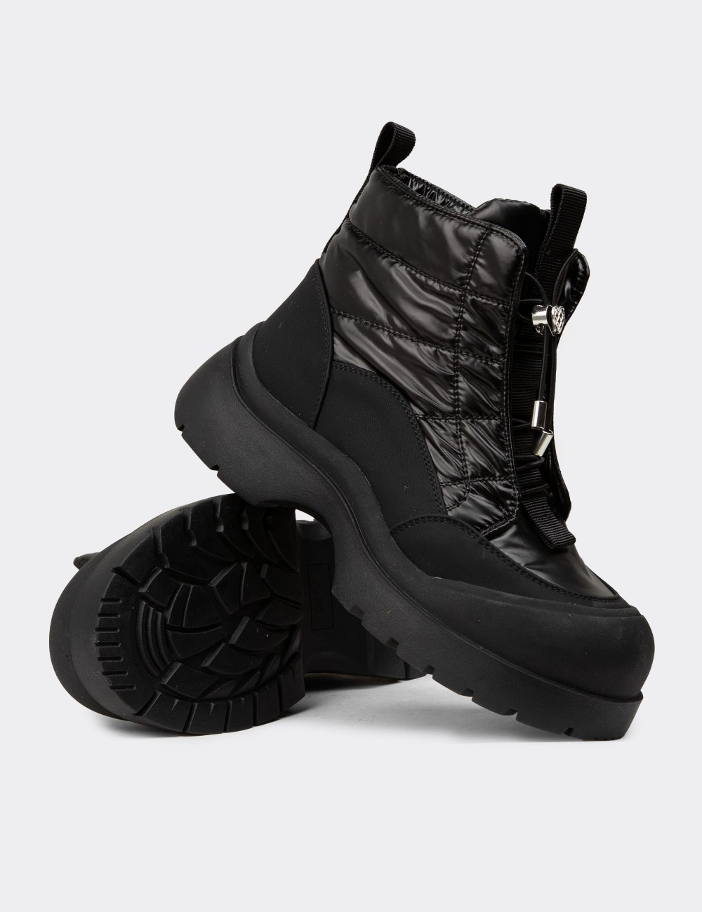 Women's Black Boots - E8051ZSYHC01