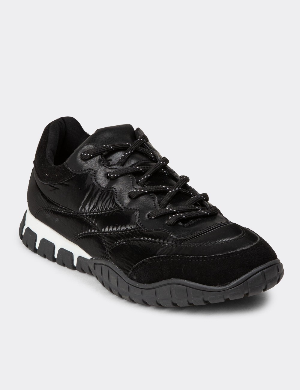 Women's Black Sneakers - 55157ZSYHC01