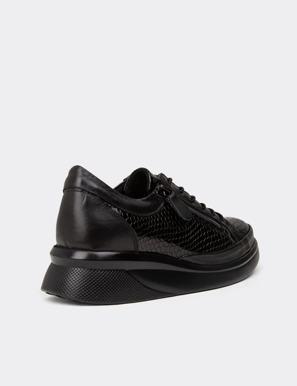 Women's Black Leather Lace-up Shoes - N0311ZSYHE01