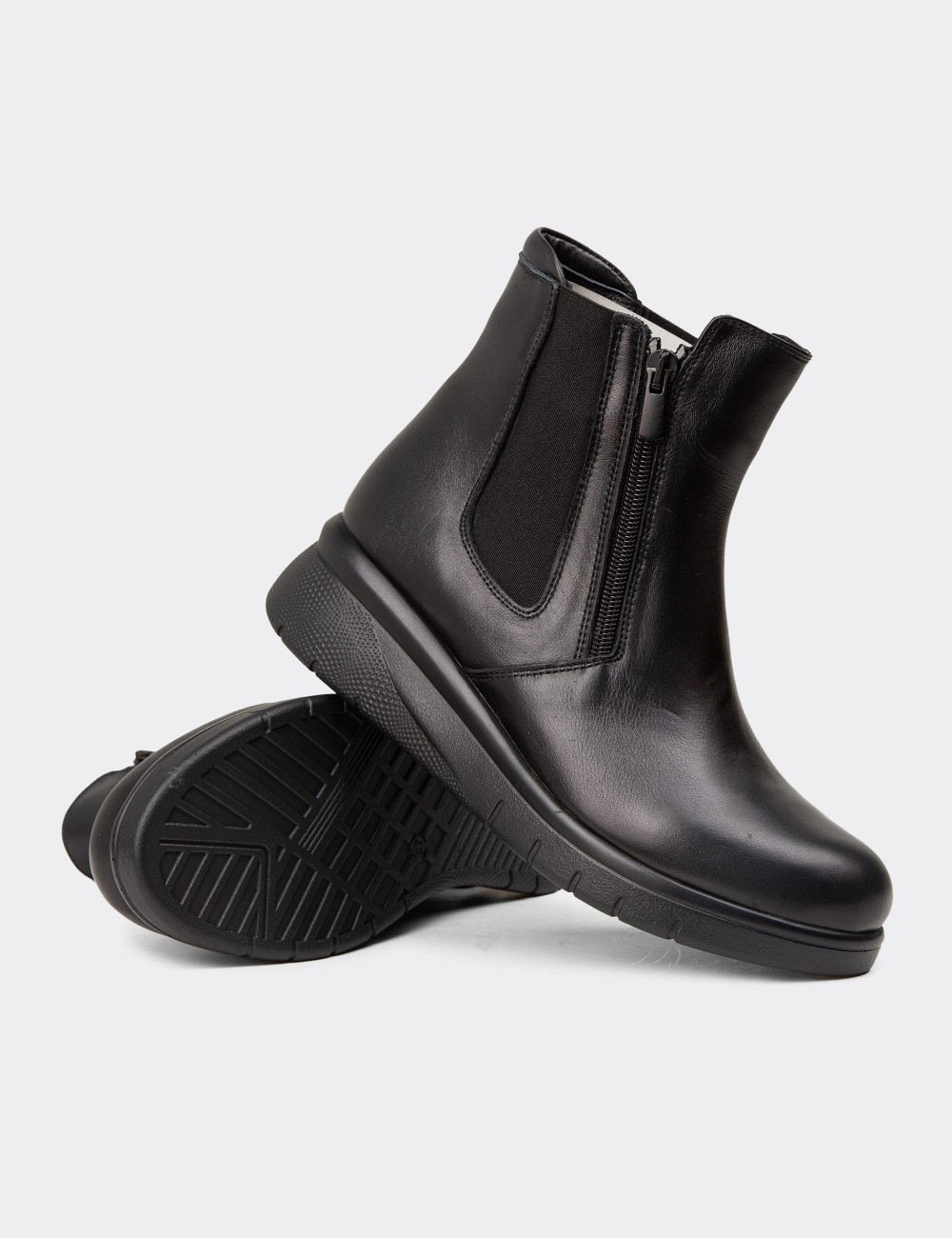 Women's Black Leather Boots - N0076ZSYHE01
