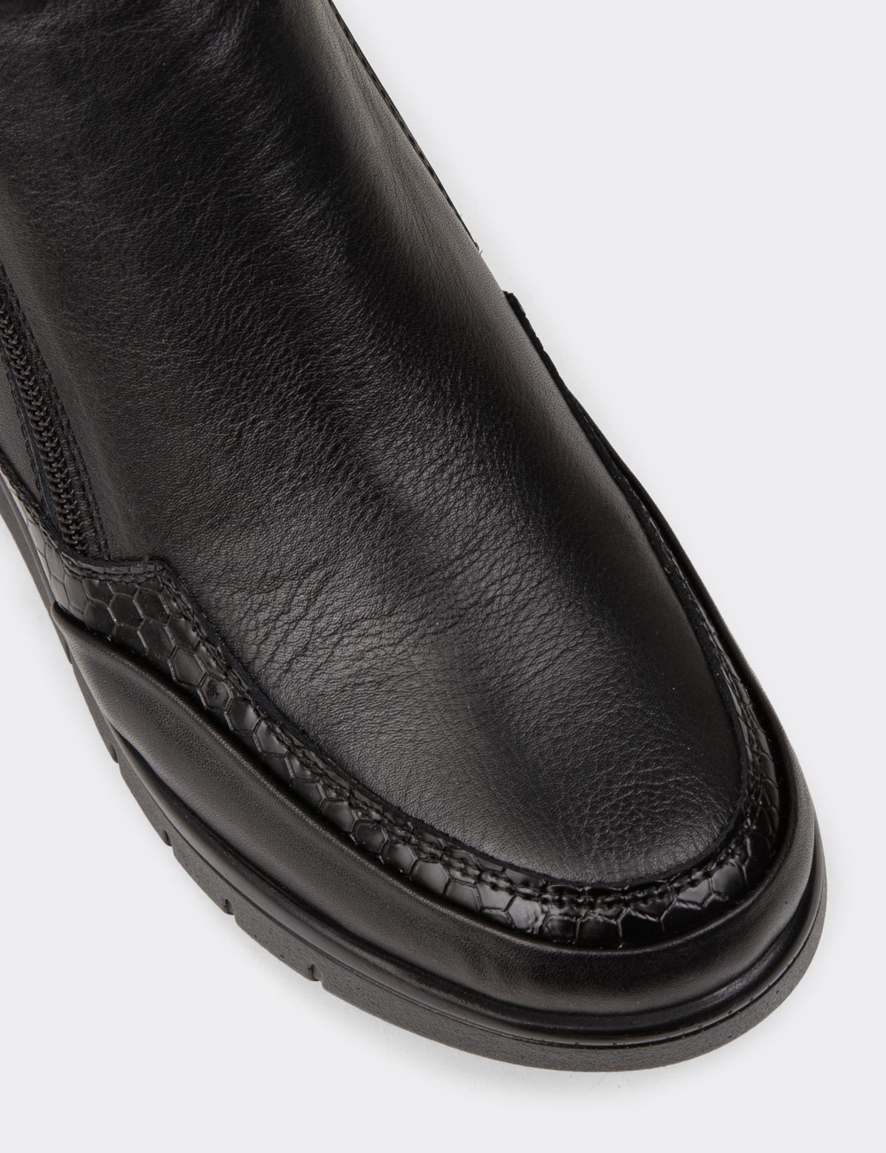 Women's Black Leather Boots - N0024ZSYHE01