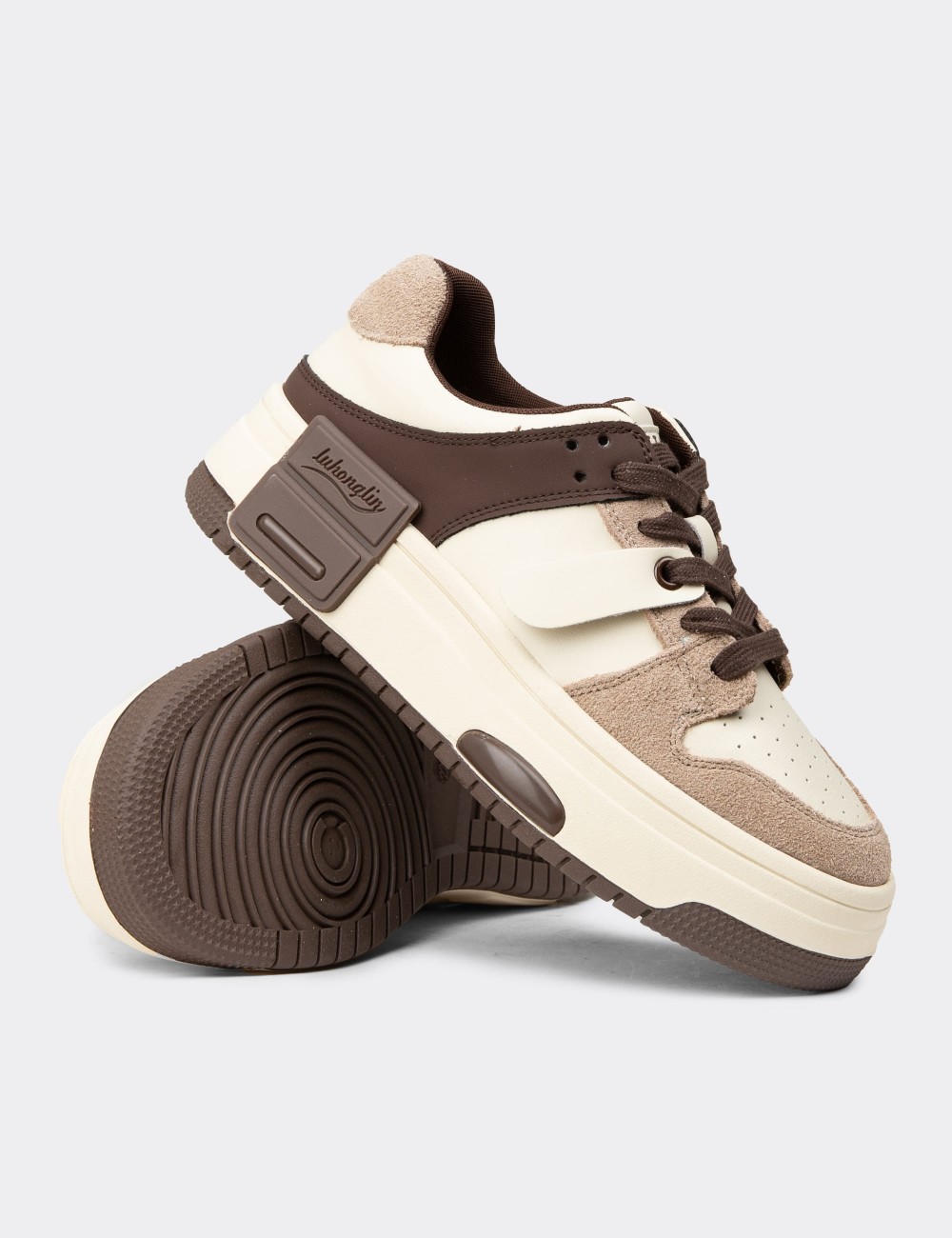 Women's Brown Sneakers - 25358ZKHVC01