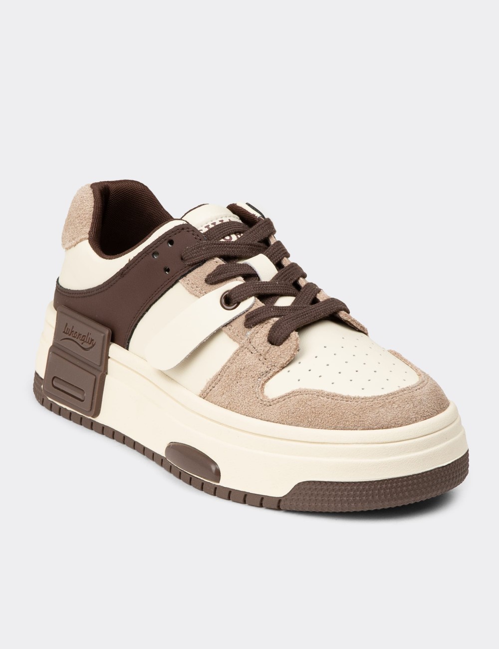 Women's Brown Sneakers - 25358ZKHVC01