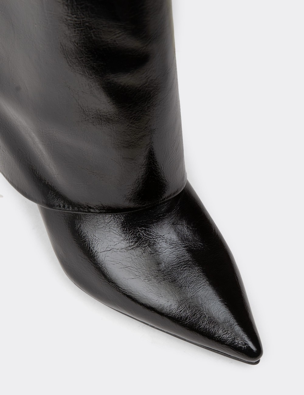 Women's Black Glossy Boots - K1416ZSYHM01