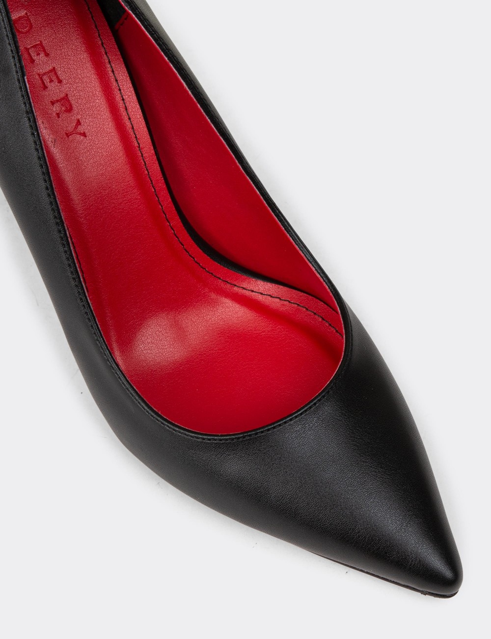 Women's Black Stiletto Heels - P4539ZSYHM05