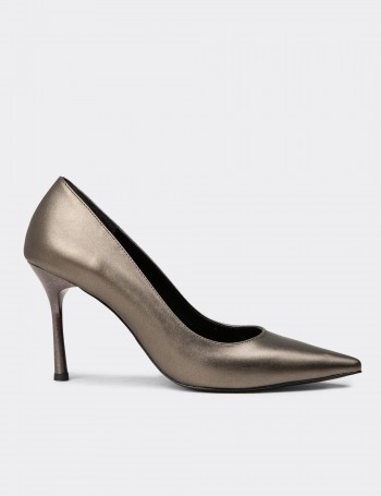 Women's Platinum Stiletto