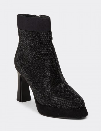 Women's Black Heeled Boots