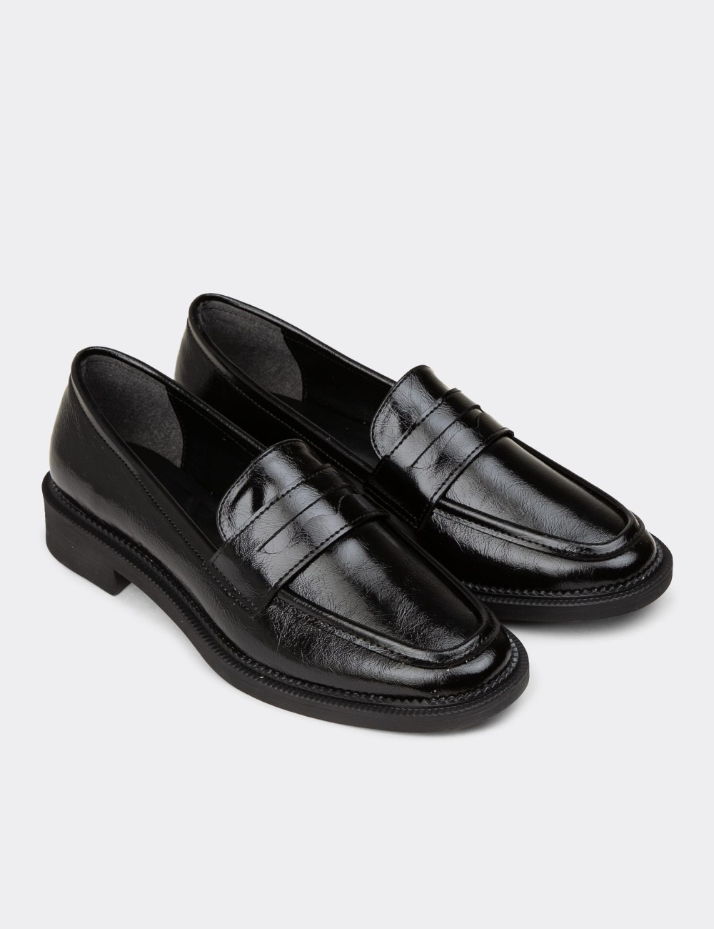Women's Black Patent Moccasins - K9040ZSYHC01